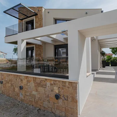 Apartmán Trithiron Luxury *