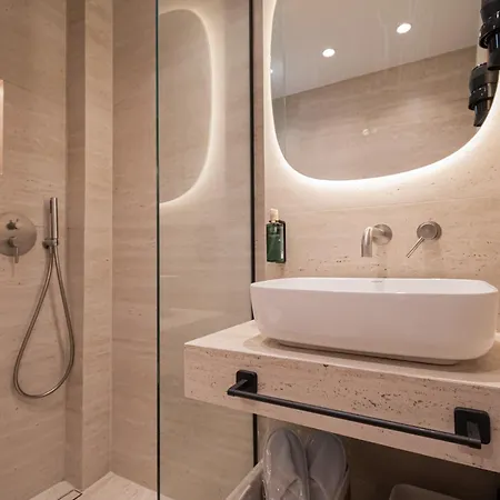 Trithiron Luxury Apartmán Nea Moudania