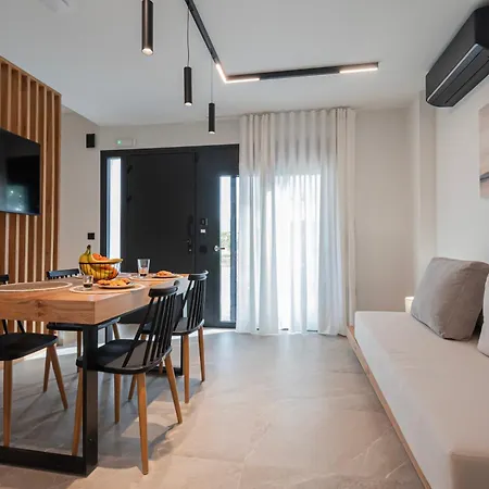Trithiron Luxury Apartmán *