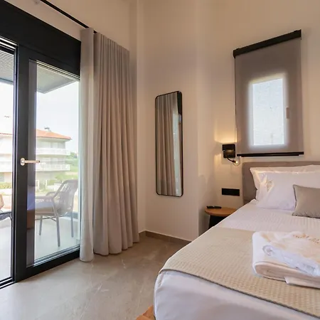 Trithiron Luxury Apartmán Nea Moudania